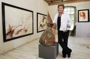 Professori Laila Pullinen